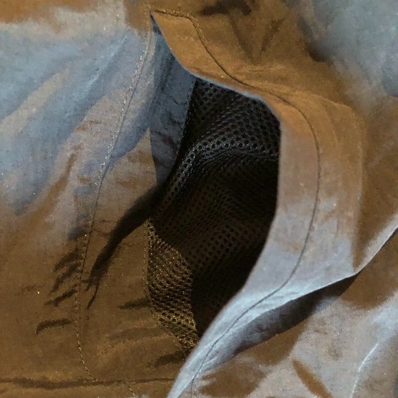 Brand New Women's Adidas ESSENTIALS REPEAT LOGO LOOSE-FIT WINDBREAKER - Picture 10 of 12